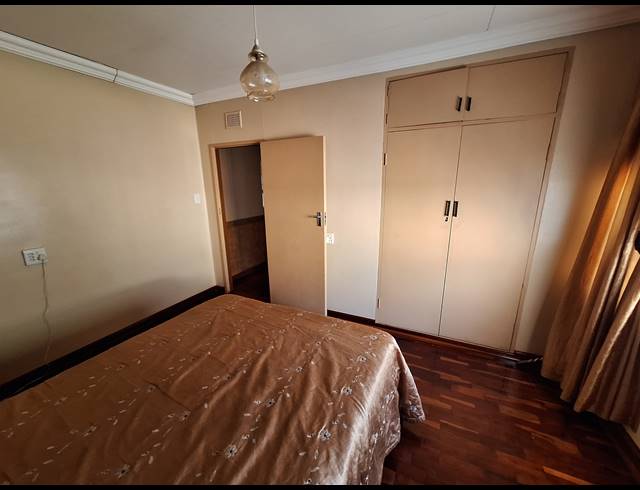 3 BEDROOM HOUSE FOR SALE IN VANDERBIJLPARK SE 1